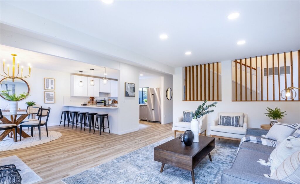 Home staged by IntExt Staging in Redmond, photo 12